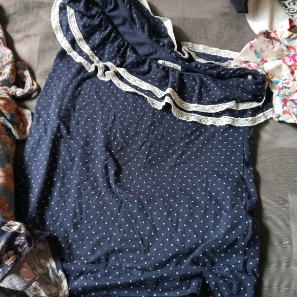 Small top bundle - Picture 4 of 6